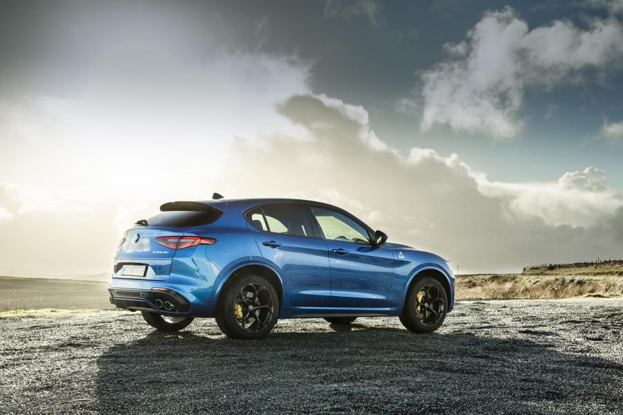  Alfa Romeo Stelvio Quadrifoglio (949) 2018 года  (UK) (фото 53 из 59)